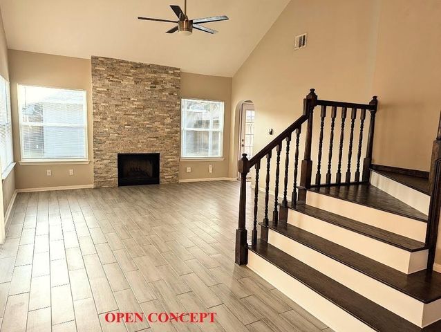 6635 Queensclub Dr Drive, Houston, TX 77069