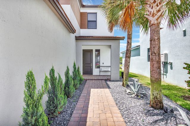 16608 Cove Road, Westlake, FL 33470