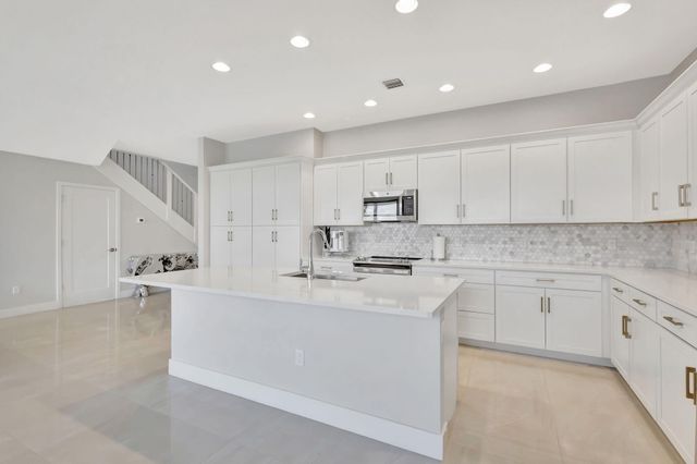 16608 Cove Road, Westlake, FL 33470