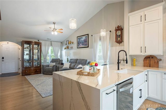 1409 Runnymeade Way, Beavercreek Twp, OH 45385
