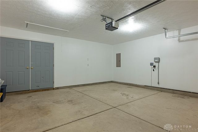 1409 Runnymeade Way, Beavercreek Twp, OH 45385