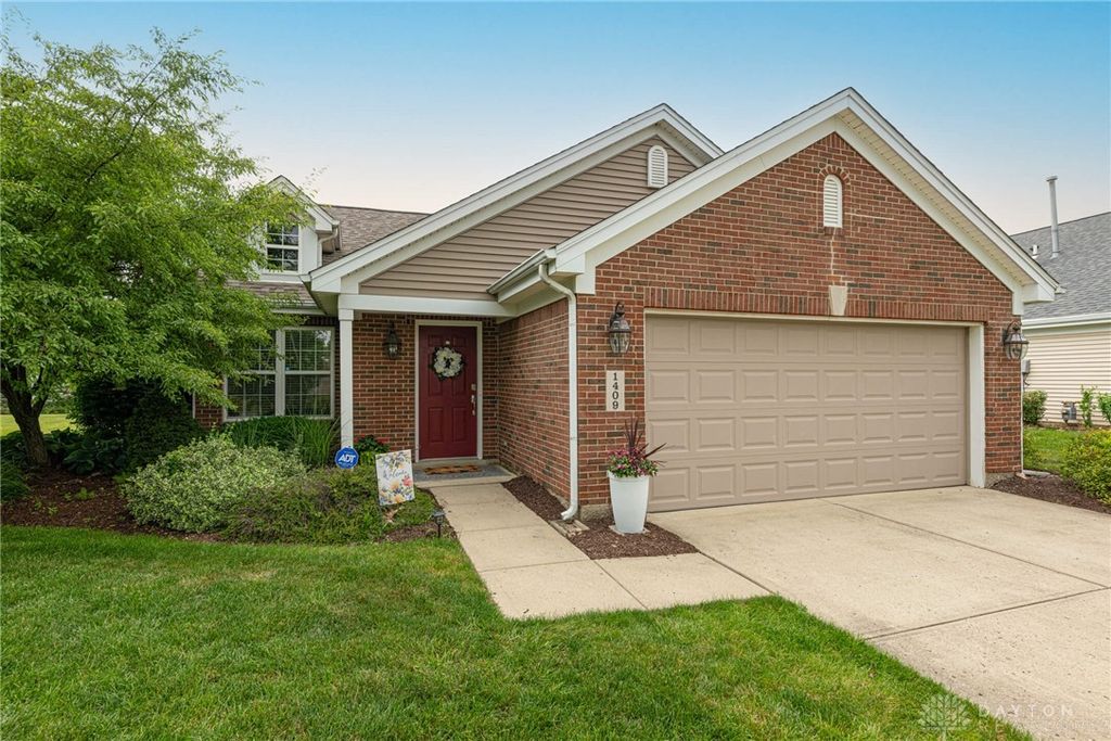 1409 Runnymeade Way, Beavercreek Twp, OH 45385