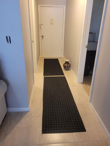 2302 Sunrise Boulevard 201, Fort Pierce, FL 34982