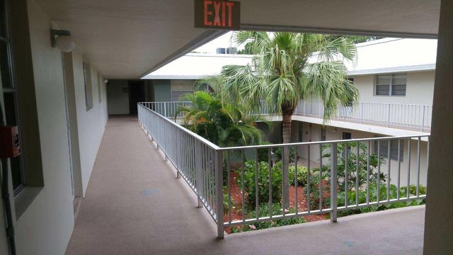 2302 Sunrise Boulevard 201, Fort Pierce, FL 34982