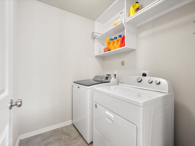 540 W 24th Street B, Houston, TX 77008