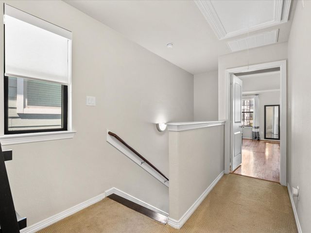 540 W 24th Street B, Houston, TX 77008