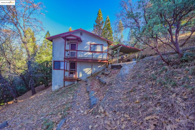 16460 Caddo Cir, Sonora, CA 95370