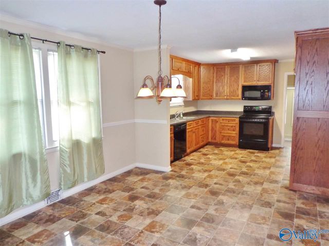 7705 Holland Drive, Huntsville, AL 35802