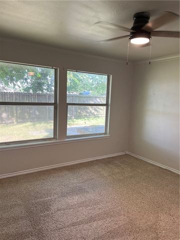 2325 Light Wind Dr, Corpus Christi, TX 78414