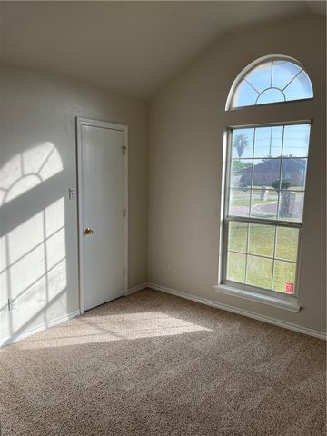 2325 Light Wind Dr, Corpus Christi, TX 78414