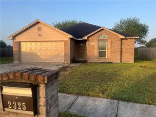 2325 Light Wind Dr, Corpus Christi, TX 78414
