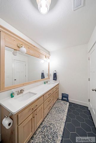 655 Lincoln Street, Rigby, ID 83442