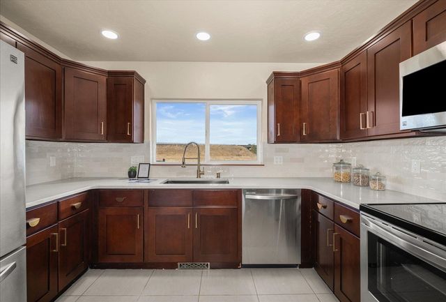 13528 W Medical Lake 4 Lakes Rd, Cheney, WA 99004