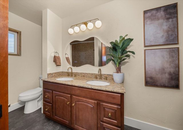 13528 W Medical Lake 4 Lakes Rd, Cheney, WA 99004