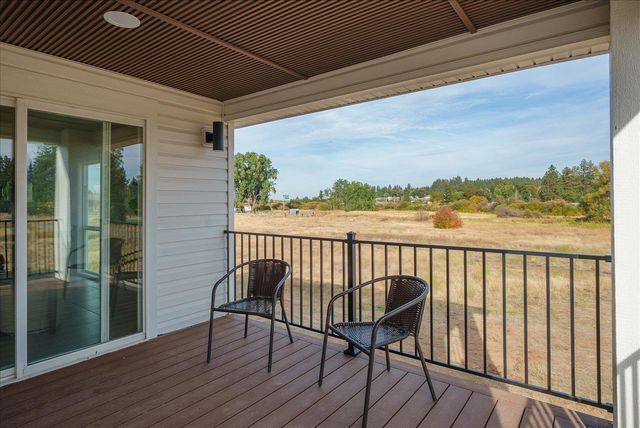 13528 W Medical Lake 4 Lakes Rd, Cheney, WA 99004