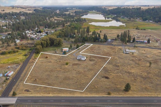 13528 W Medical Lake 4 Lakes Rd, Cheney, WA 99004