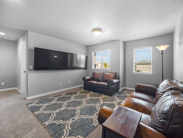 1816 S Ridgetop Dr, Spokane Valley, WA 99016
