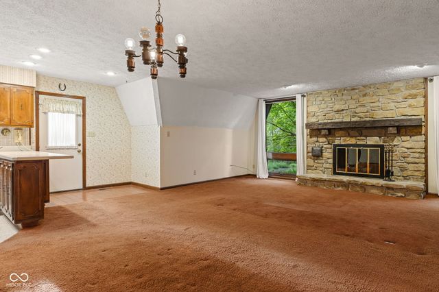 32 Al Mar Court, Bargersville, IN 46106