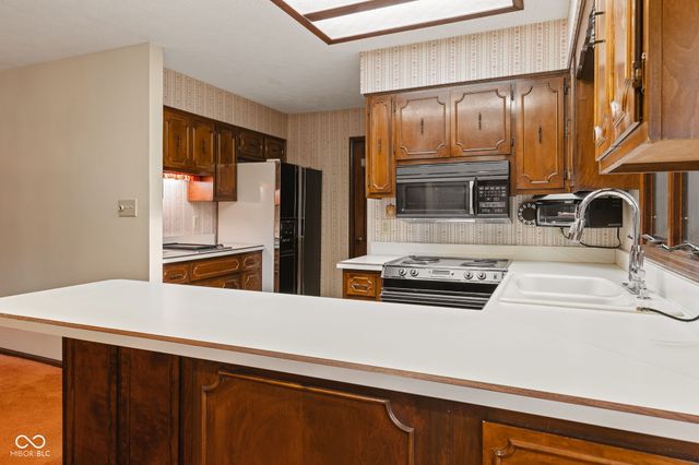 32 Al Mar Court, Bargersville, IN 46106