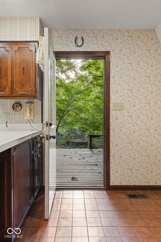32 Al Mar Court, Bargersville, IN 46106