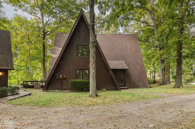 32 Al Mar Court, Bargersville, IN 46106