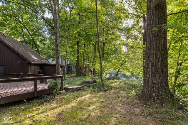 32 Al Mar Court, Bargersville, IN 46106
