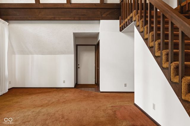 32 Al Mar Court, Bargersville, IN 46106