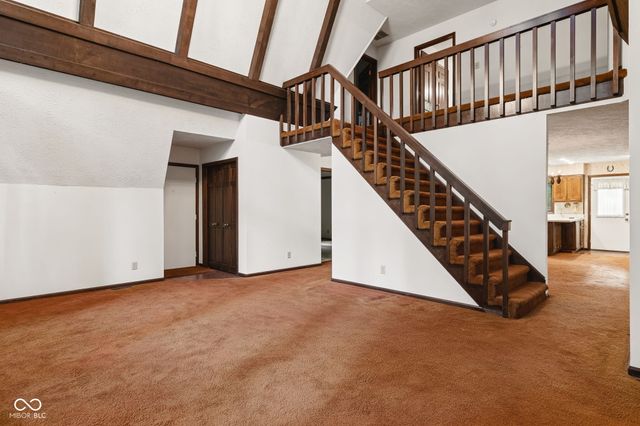 32 Al Mar Court, Bargersville, IN 46106