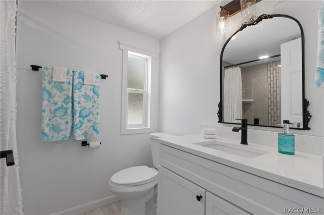 4190 E Lake Park Drive, Hernando, FL 34442