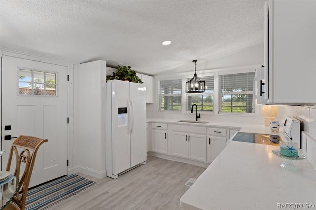 4190 E Lake Park Drive, Hernando, FL 34442