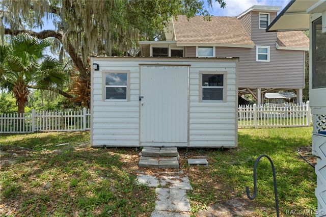 4190 E Lake Park Drive, Hernando, FL 34442