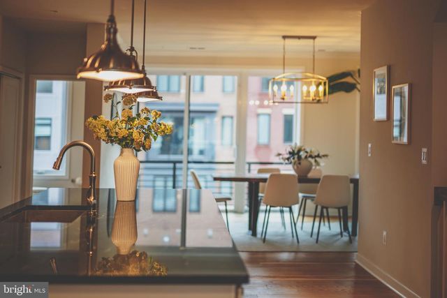 43182 MONGOLD SQ, Ashburn, VA 20148