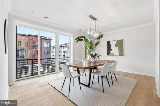 43182 MONGOLD SQ, Ashburn, VA 20148