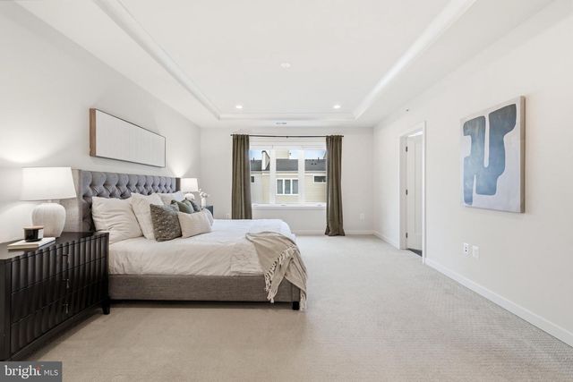 43182 MONGOLD SQ, Ashburn, VA 20148