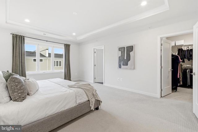 43182 MONGOLD SQ, Ashburn, VA 20148