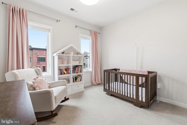 43182 MONGOLD SQ, Ashburn, VA 20148