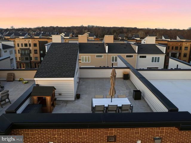 43182 MONGOLD SQ, Ashburn, VA 20148