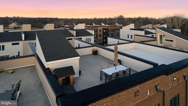 43182 MONGOLD SQ, Ashburn, VA 20148