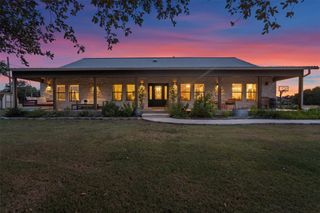 323 Patricia RD, Georgetown, TX 78628