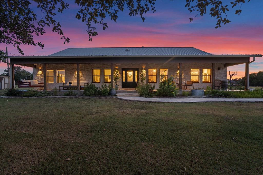 323 Patricia RD, Georgetown, TX 78628