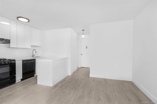 1155 Warburton Avenue 7X, Yonkers, NY 10701