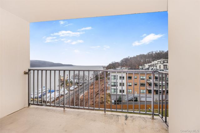 1155 Warburton Avenue 7X, Yonkers, NY 10701