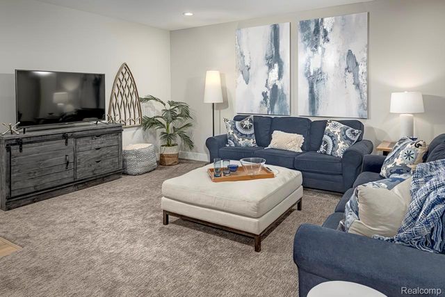 3120 Rose Lane, West Bloomfield Charter Township, MI 48323