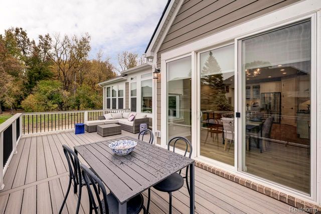 3120 Rose Lane, West Bloomfield Charter Township, MI 48323
