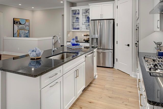 3120 Rose Lane, West Bloomfield Charter Township, MI 48323