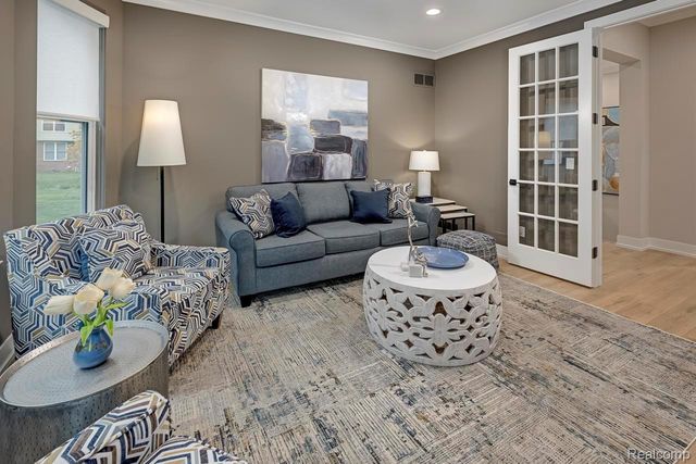 3120 Rose Lane, West Bloomfield Charter Township, MI 48323