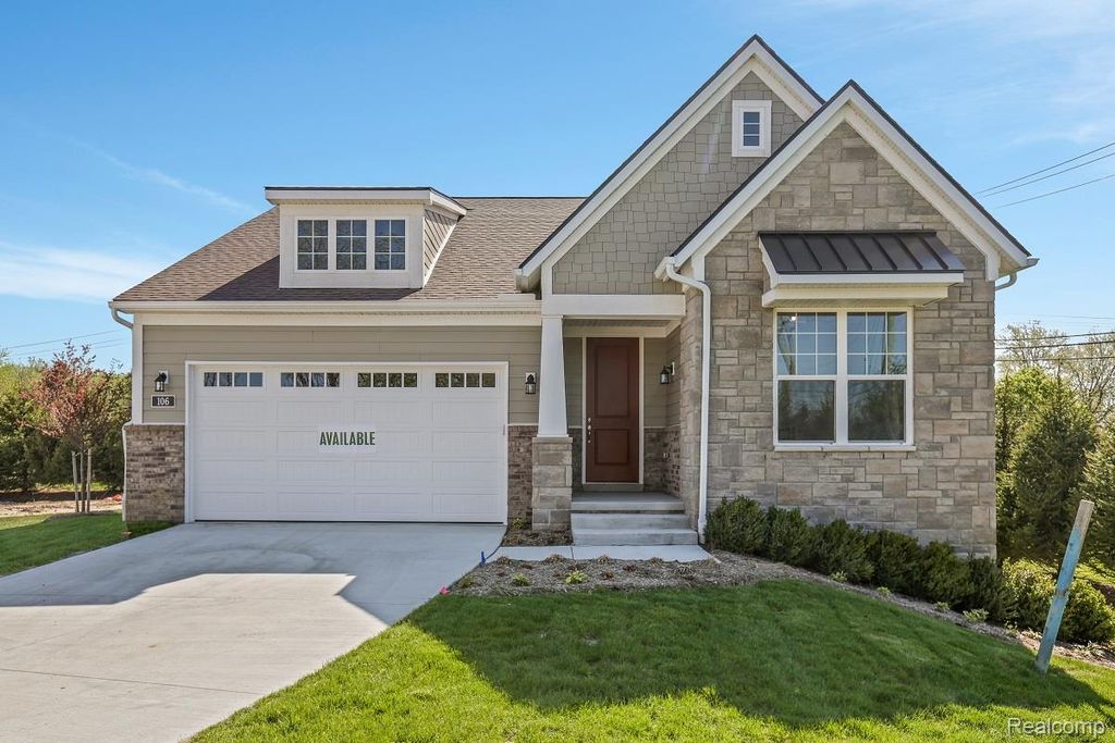 3120 Rose Lane, West Bloomfield Charter Township, MI 48323
