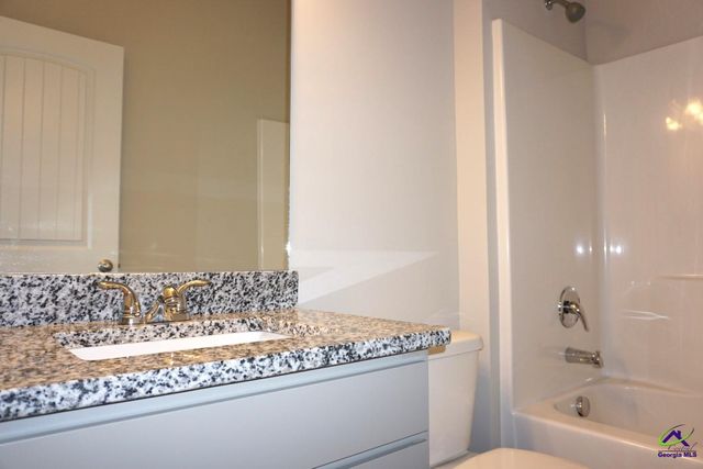 124 Bluecoat Trail, Byron, GA 31008