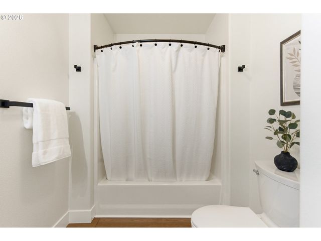 5601 S ANDERSON Rd, Aurora, OR 97002