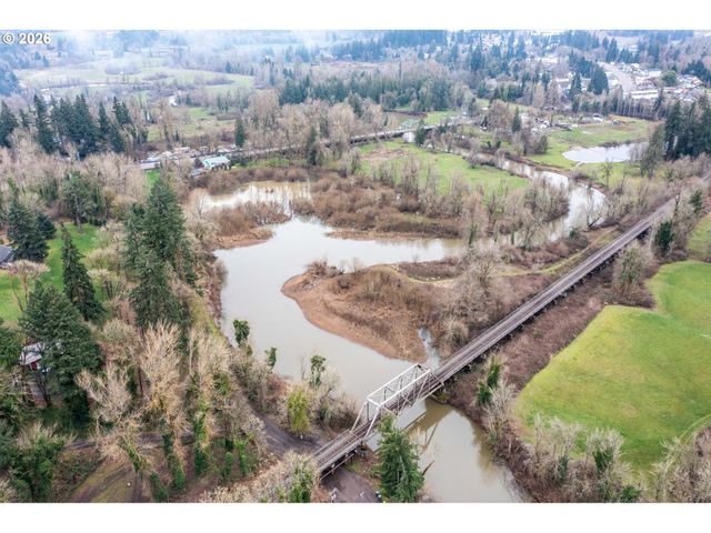 5601 S ANDERSON Rd, Aurora, OR 97002